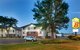 Super 8 By Wyndham East 2*